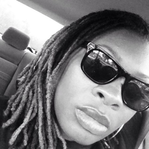 SeanSoFiya's profile picture. 