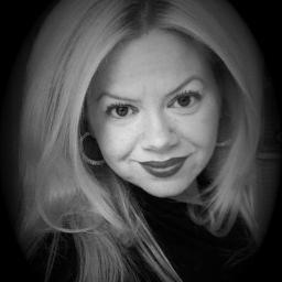 Mizzmlrichards's profile picture. 