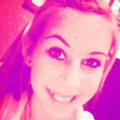 Hey hey Ash here!!! I love my oreos, 1D, Janoskians, 5S0S and of course, Little Mix. #TMHT July 30th, August 8th & #NotABoyBand June 6th :)