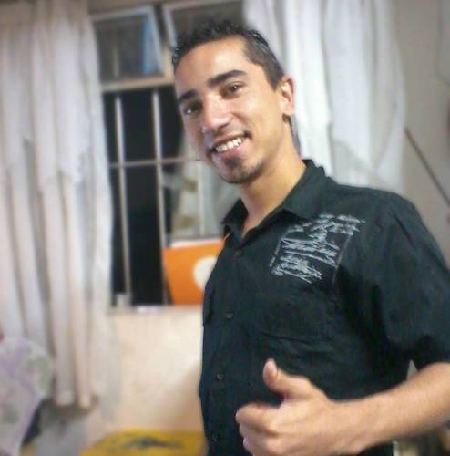 Sou Designer Mutimídia... Gosto de tirar fotos, mas levo isso como hobbie, Sou Micro-Empreendedor a mais de três anos e apaixonado por artes em geral.