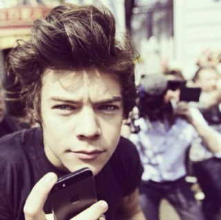 Mr_Harrystyles1's profile picture. Hiiiiiiiiii. Cute as a B***** every single one of you.