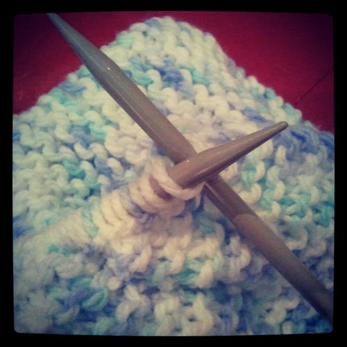  I love making stuff: knitting, sewing, making jewellery. I offer beginners/improvers knitting tutoring and workshops.