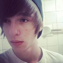 Me segue loogo!
.xX.Quem se descreve se limita!.Xx.