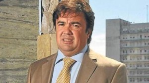 Padre, 41 años. Fiscal Federal - Comodoro Py