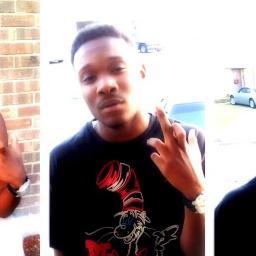 deedashio's profile picture. um on some fck da word type shit