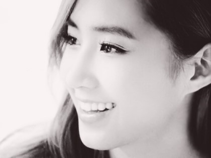 E R fam ;  8 9 . 1 2 . 0 5 Girls generation of Yuri ; I`m not real , Plz don`t follow me.