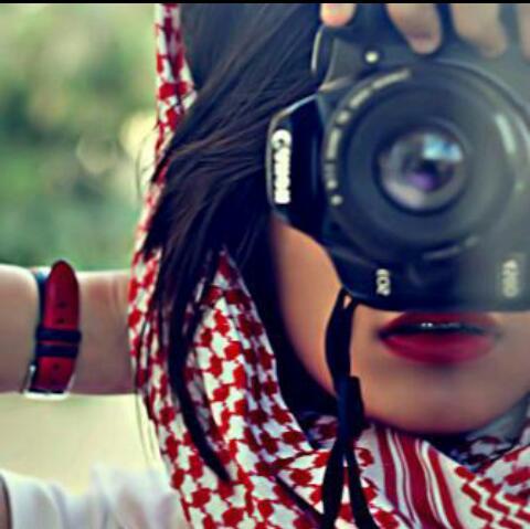 Muslimah first
Wife and Mum
Artist by birth,teacher by choice. Aspiring photographer.
Inspired by : beautiful hues,my family and exceptional women.