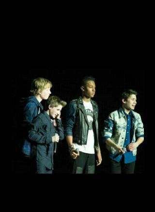 DIRECTIONERS & MAINIACS ! ♥ Louis ♥ Liam ♥ Niall ♥ Harry ♥ Daan ♥ Rein ♥ Nils ♥ Owen! ♥___♥ lieve TMS, Rein, Nils & Daan are following us ! 4/5