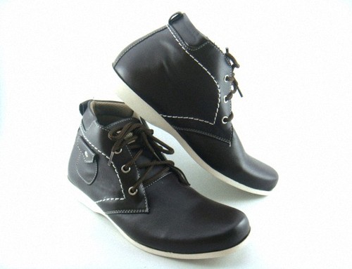 Sepatu kulit & kanvas online terlengkap | FREE ONGKIR se-JABODETABEK + BANDUNG | 085719666166 |http://t.co/fmEIogJJlE