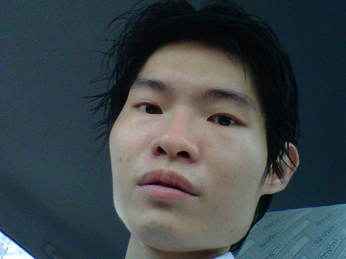 Freaky Geeky Kid w/ an Achy Breaky ♠☇♥«//»™¤