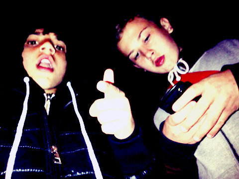 Follow @LIL_ZEE_DREAM_C aswell !!