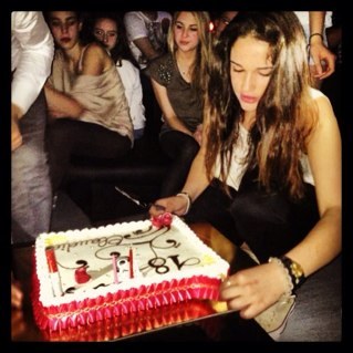 clooodi13's profile picture. 