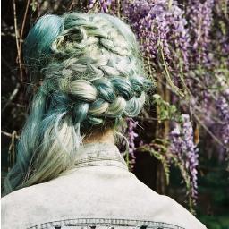 the_paramonster's profile picture. deleted