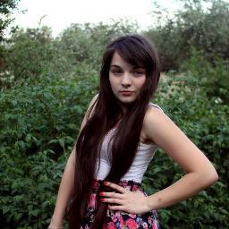 AnnaMAK9's profile picture. 