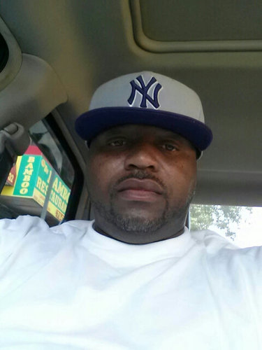 tonystrks40's profile picture. freak show