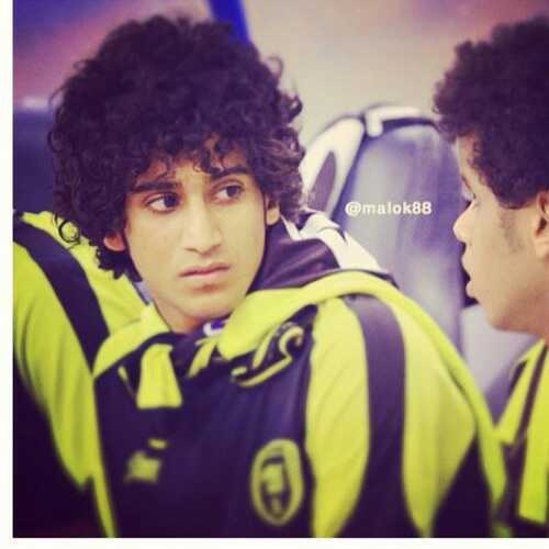 azoxz_2525's profile picture. 