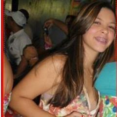 Ela curte um funk
ela é de balada
ela gosta da Night, ela é de beber
Da um role junto com as amigas
e só volta pra casa ao amanhece......