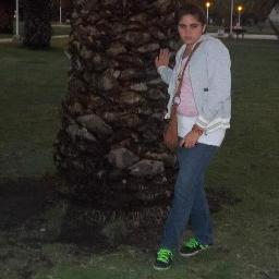 soy leziquera y Axelera para sienpre!!! =)