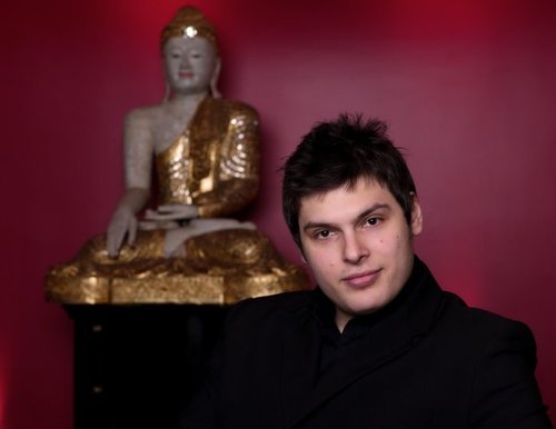 Director:
 http://t.co/rfVFuBIE8a, http://t.co/da05541xie, http://t.co/pKFe148e4M