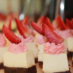 YYBuffetGrill's profile picture. 