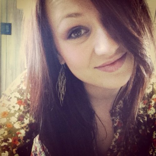 courtneybryan29's profile picture. going everywhere in this nowhere town.