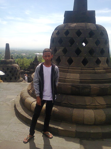 a_vaiezt's profile picture. 