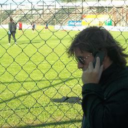 Periodista deportivo. Conductor del programa deportivo La Gloria o Devoto fm Radio Uno, 96.7 de Lun a Viernes de 12 a 14.