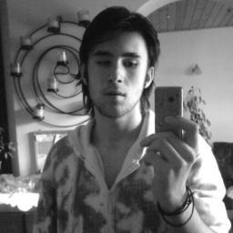 PappZsolt12's profile picture. 📱 Tech enthusiast | 🎨 Amateur painter | 🌿 Nature lover | Connecting dots in the digital world 🌍