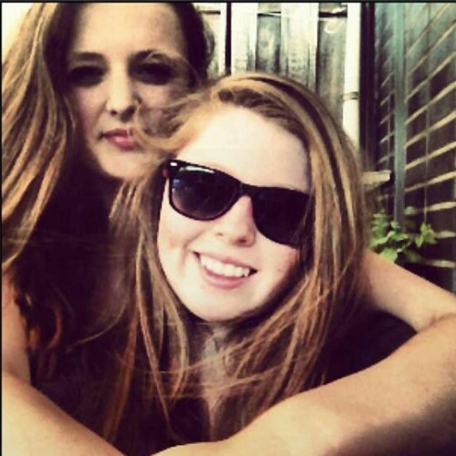 Instagram: xfionaaaxo #follow me ;p #hou van jou x @xkimmertx & @LisanneSx ♥