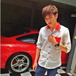 Thanitsirawit's profile picture. im  simple . . . you follow me and I follow back . . .