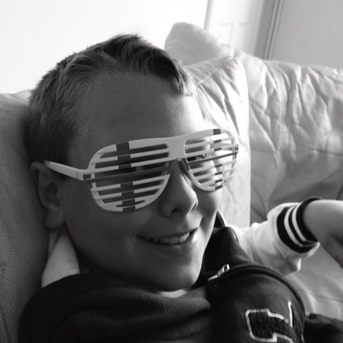 liamhinds00's profile picture. Hello i follow back just too let u all know XD