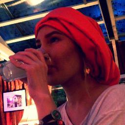 DariaAnosovskay's profile picture. Нет лучшей школы, чем старая школа! А я в ней директор