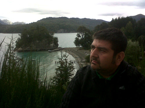 emiroso's profile picture. PERIODISTA. MIS PROGRAMAS:EL OSO Y MAS DE LO MISMO EN RADIO SAN JORGE 96,5 MHZ. CALETA OLIVIA, SANTA CRUZ. https://t.co/UbZmJOBnSq o https://t.co/KAjfJoZoUq