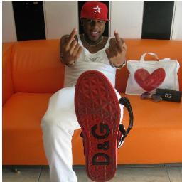 Manuel santos dominicano cantante.fb:lolo el giga msn:loloelgiga@live.com
