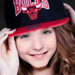 os meus pensamentos se transforma em sorrisso sempre quando penso em ti ai vivo a vida a sorrir..!! te adoro muito larissa manoela
