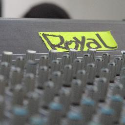 Somos Royal Club (Live Music Band)/CONTRATACIONES  /  Tel: (33) 31 20 62 94 / 333 142 24 16


Facebook / Royal.cluband .