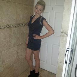 HannahWhite1234's profile picture. Hannahlouisewhite..
Love TheMend:D
Leeds (HOMETOWN) uu wott:D
Follow me, Ill follow back babyy †