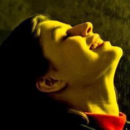 sabimuti's profile picture. أريد الحياة ربيعا و فجرا و حلما أعانق فيه السّـماء ، أريد الحياة كطير طليق يرى الشمس بيتا.. يرى العمر مــاء