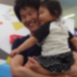 ブログ「自己満備忘録」がメインです。Twitterはサブ的な役割で、ブログの速報だったり、記事にするまでもないような独り言がほとんどです。中の人は「PCいじり」と「スマホいじり」そして「わが子（娘）」が大好きな普通のパパです。　いまだにTwitterがよくわかりません(〃∇〃)