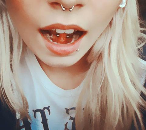 creadora de sonrisas desde 1998♥ Creadora de mi mundo de ilusiones. Nadie es perfecto, fuck imperfections