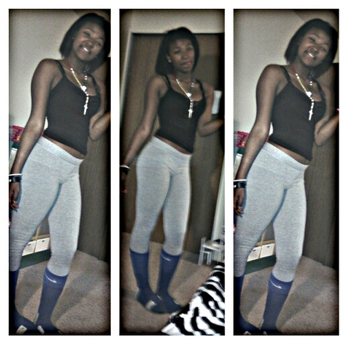 Lil__Dawg's profile picture. •Monaee♥|5'5 ♥ |Funsized ♥ |Pretty|Loyal ♥|Funny|Fun Too Be With | Long Hair  3 `Just Mention Me For An Instant Follow Back ) Fmoi @lilbootykae