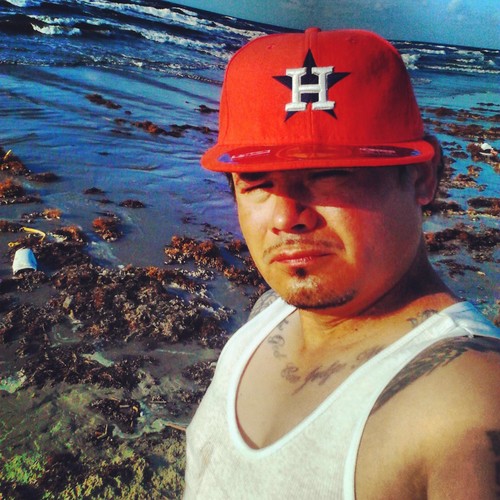 Music lover,Houstonian with Salvadorian blood running thru my vains,