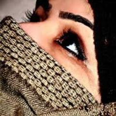 تفرقك عن هذا وهذا وذاك 
يكفيك مني يا هوى البال يكفيك 
اني محال انساك لو قلت بنساك
