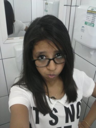 I want you to ROCK ME,ROCK ME,ROCK ME YEAH,i want you to hit the pedal HEAVY METAL show me you care!! I'm brasilian directioner