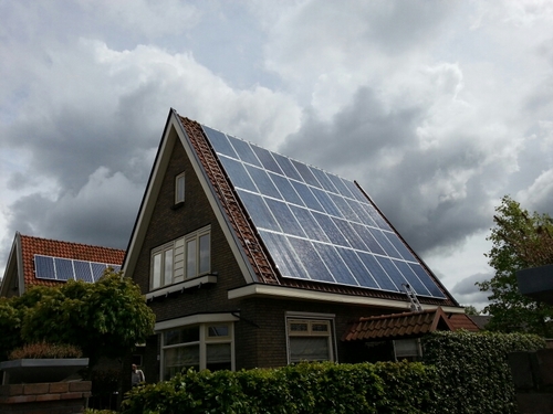 Schoon genoeg van stijgende energieprijzen?  Maak nu een afspraak om eigen energie op te wekken;            info@solarharderwijk.nl / 06-30731519