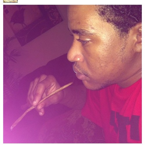 #teamadidas # loudpack #teamlakers #teamleo  its mr mville shawty 2 u bitch #teamnosleep dnt tweet it if u dnt live it smoke nothin but that ...