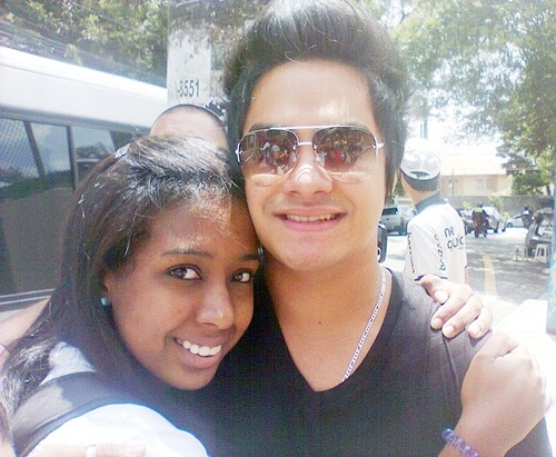Fã Clube Oficial dedicado ao guitarrista e backing vocal da banda Restart, @kobarestart. Reconhecido pelo próprio. Since: 27/12/2009 Dona: @kassant_