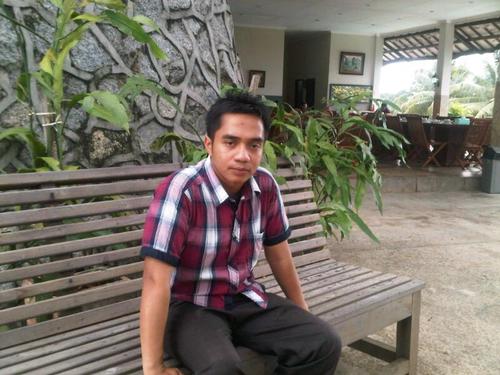 RidhoAkbarZ's profile picture. Berdo'a agar allah memberikan keselamatan Dunia dan Akhirat