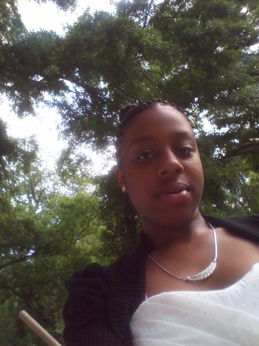 play no games bout chris brown :)