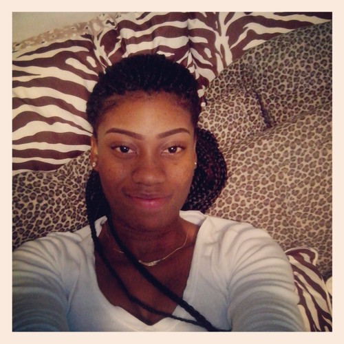 RIP GBaby|Dec 31| twen-tea | #Capricorn | I choose Strength | Follow at your own risk | just tryna make it |  # TeamFollowBack